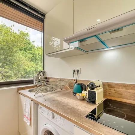Apartment Le Petit Gerland - Calme Metro B *